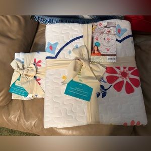 New The Pioneer Woman full/queenSize Quilt Mazie Medallion